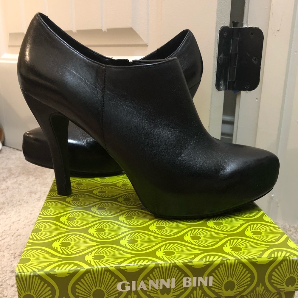 Gianni Bini Heeled Booties